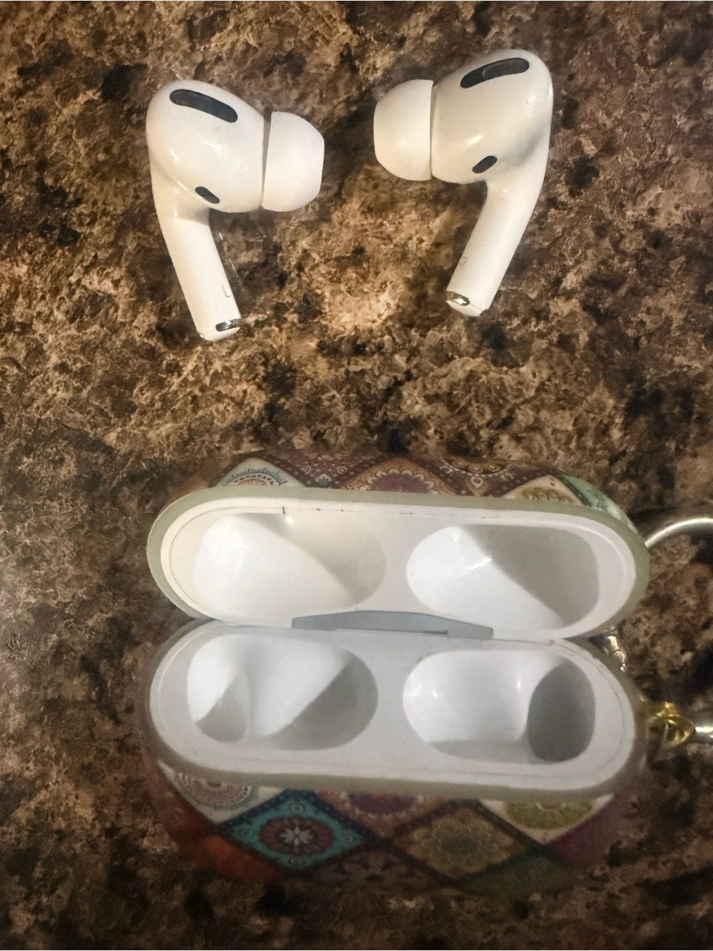 Apple AirPods Pro Wireless Earbuds in White